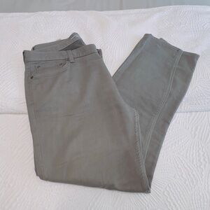 BANANA REPUBLIC: Gray Traveler Slim Fit - Size 36x32